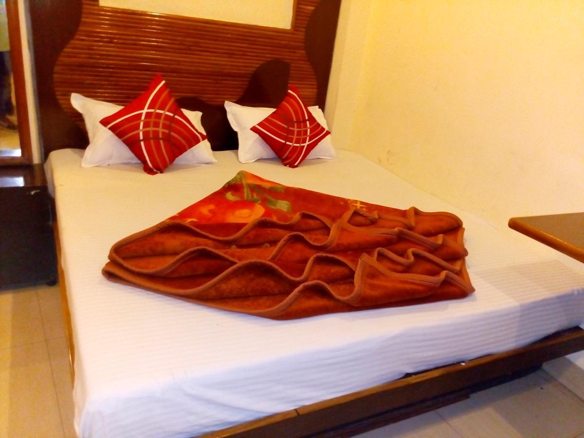 Star International Hotel New Delhi Eksteriør billede